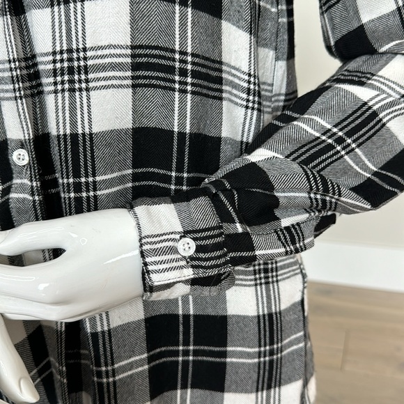 Kenneth Cole ladies top - Picture 3 of 9